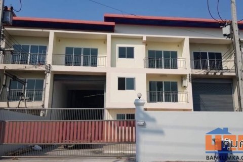 ขาย / ให้เช่า โกดัง  โรงงาน+ออฟฟิศ ซอยฟอร์เลิฟ  ต.คอกกระบือ  อ.เมือง จ.สมุทรสาคร