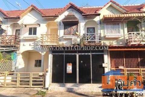 ทาวน์เฮ้าส์ หมู่บ้าน นครทองปาร์ควิว 1 ถนนบางกรวย-ไทรน้อย