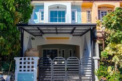 ขาย ทาวน์เฮ้าส์ 2ชั้น ย่านหทัยราษฎร์ เดินทางง่าย มบ.เคซีรามอินทรา1 ถ.หทัยราษฎร์39 รีโนเวทใหม่ พร้อมอยู่