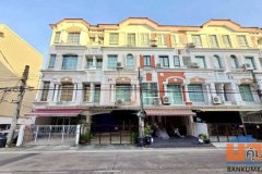 [ขายด่วน!] ทาวน์โฮม 4 ชั้น 24.2 ตรว. หมู่บ้านกลางเมือง พระราม 9-ลาดพร้าว ทำเลทอง ติดเลียบด่วน! เหมาะทั้งอยู่อาศัยและทำออ