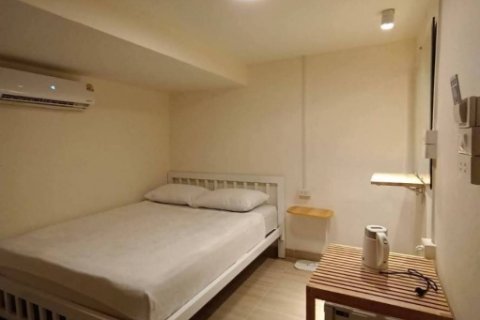 ห้องพักรายวัน เมืองพัทยา ราคาถูก Small Room ห้องพักพัทยาใต้