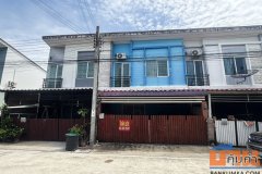 ให้เช่าทาวน์เฮ้าส์ หมู่บ้านกัสโต้ บางนา-สุวรรณภูมิ เนื้อที่ 18.5 ตร.ว. 2 ชั้น 3 นอน 2 น้ำ พร้อมอยู่