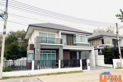 ขายบ้านเดี่ยว หมู่บ้านเดอะโค๊ตลำพยา นครปฐม พร้อมเข้าอยู่ บิวอินครบ เฟอร์นิเจอร์ครบ ถือกระเป๋าใบเดียวเข้าอยู่ได้เลย