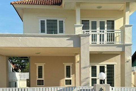 Sinthavee Garden 2, Ban Chang *** New Renovation House for Rent ***