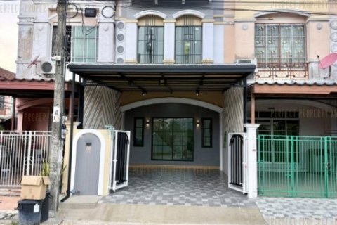 ขายบ้านรุ่งกิจแกรนด์วิสต้า  หทัยราษฎร์  คลองสามวา  สามวาตะตก  กรุงเทพมหานคร