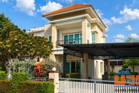 ให้เช่าหรือขายบ้านเดี่ยว 3 ห้องนอน Vintage Home Village 3 บ้านฉาง ระยอง HRE00399