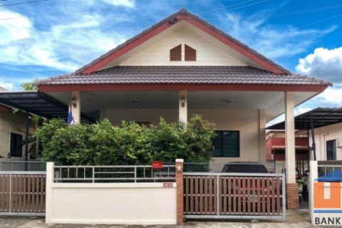ขายถูก บ้านเดี่ยวชั้นเดียว หมู่บ้านวโรรส 8 บ้านค่าย-ระยอง ทำเลดี เดินทางสะดวก เข้า-ออก ได้หลายเส้นทาง