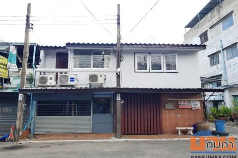 ขายทาวน์เฮ้าส์ หมู่บ้านรุ่งเรืองนิเวศน์ ซอยติวานนท์-ปากเกร็ด 3 เนื้อที่ 36 ตร.ว. 2 หลังติดกัน