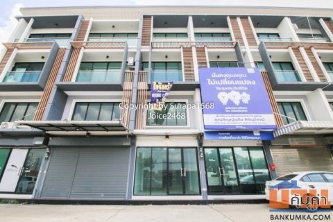 ให้เช่า ตึกแถว อาคารพาณิชย์ 3.5ชั้น เมกาเพลส เพชรเกษม81 หนองแขม บางบอน บางแค พุทธสาคร 16.2 ตร.ว ติดถนน