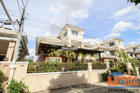 ให้เช่า บ้านเดี่ยว 3 ชั้น อิ่มอัมพร 2 สาทร ราชพฤกษ์ บางแวก 99.5 ตร.ว มีห้องนอนชั้นล่าง ใกล้รถไฟฟ้า BTS MRT บางหว้า