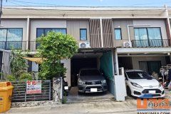 ขายทาวน์เฮ้าส์ หมู่บ้านเดอะคอนเนค สุวรรณภูมิ 3 เนื้อที่ 18.2 ตร.ว. 2 ชั้น 3 นอน 2 น้ำ