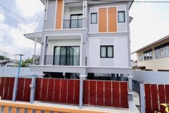 บ้านเดี่ยว2.5 ชั้น สั่งสร้างเอง สภาพใหม่เพียง 2 ปี ทำเลทอง พัฒนาการ–อ่อนนุช–ศรีนครินทร์