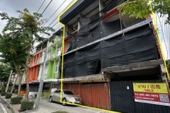 ขายที่ดินพร้อมสิ่งปลูกสร้าง ริมถนนราษฎร์บูรณะ ทำเลดี ติดถนนใหญ่ เหมาะลงทุน / อยู่อาศัย / ทำธุรกิจ