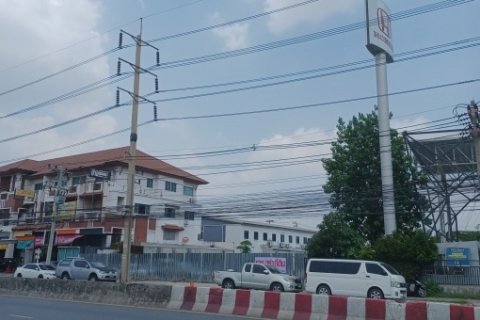 ขายที่ดินเปล่า 3ไร่ 90ตรว. ติดถ.ติวานนท์ ติดโชว์รูมฮอนด้าบ้านใหม่ ปทุมธานี