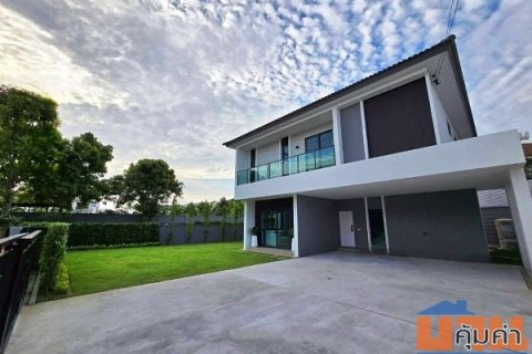 บ้านเดี่ยวหรูให้เช่า หลังมุม พื้นที่กว้าง Centro วิภาวดี–ดอนเมือง ทำเลดี ใกล้โรงเรียนนานาชาติ Harrow และสนามบินดอนเมืองใ