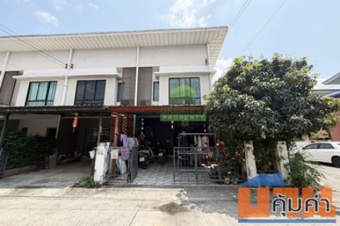 ขายทาวน์เฮ้าส์ หมู่บ้าน โมดิ วิลล่า ปิ่นเกล้า วงแหวน Modi villa Pinklo เนื้อที่ 26.10 ตร.ว แปลงมุม บางกรวย นนทบุรี