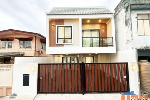 บ้านเดี่ยวรีโนเวทใหม่ ใกล้ MRT บางยี่ขัน จรัญสนิทวงศ์ 46 – บางพลัด