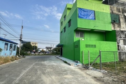 ขาย/ให้เช่าอาคารพาณิชย์ 3 ชั้น พร้อมโฉนดที่ดิน  อำเภอเมืองนครปฐม จังหวัดนครปฐม