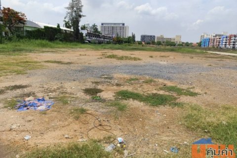 ขายที่ดินเปล่า ยกแปลง แปลงใหญ่ 13 ไร่กว่าติดถนนใหญ่ อ่อนนุช ลาดกระบังLarge Land on Sale main road 13 Rais  2 Ngan 87 Wah