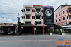 ขายอาคารพาณิชย์ ถนนบางใหญ่-บางคูลัด บางใหญ่ นนทบุรี เนื้อที่ 20 ตร.ว. 1 คูหา 3.5 ชั้น