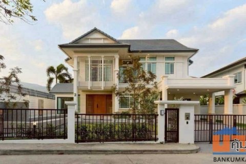 พูลวิลล่าหรูในโครงการ Serene Lake โครงการคุณภาพจาก Land & House เชียงใหม่