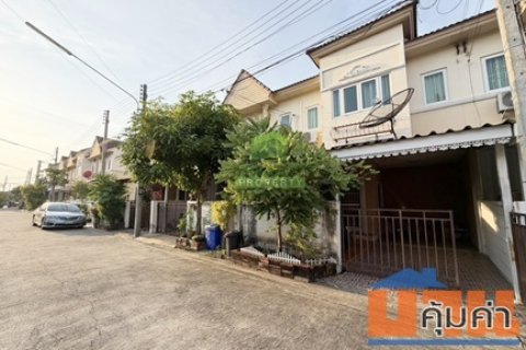 ขายทาวน์เฮ้าส์ หมู่บ้าน แกรนด์กิตติยา พุทธมณฑลสาย4 คลองโยง ศาลายา เนื้อที่ 22.50 ตร.ว ต่อเติมครบ