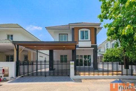 ขาย บ้านเดี่ยวทำเลดี พื้นที่กว้าง บ้านสวนร่มเกล้า สุวรรณภูมิ  4 ห้องนอน 2 ห้องน้ำ รีโนเวทใหม่ทั้งหลัง