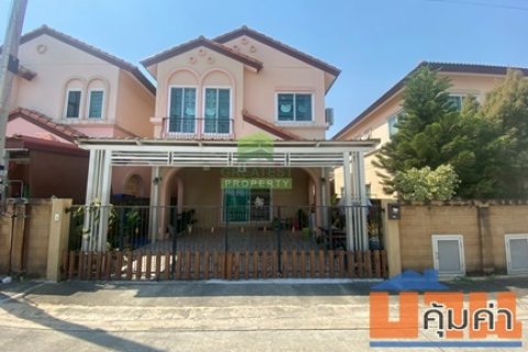 ขายบ้านแฝด หมู่บ้าน วิคทอเรีย การ์เด้น วิลล์ มอเตอร์เวย์ Victoria Garden Ville ท่าสะอ้าน บางปะกง เนื้อที่ 36 ตร.ว ติดมอเ