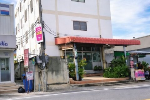 ขายอพาร์ทเม้น 4 ชั้น 24 ห้อง ปากซอยประชาอุทิศ 76 ทำเลทุ่งครุ ใกล้ CJ MORE ซีเจ มอร์ เริ่มธุรกิจต่อได้ทันที