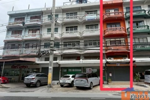 ขายอาคารพาณิชย์ 4 ชั้นครึ่ง ปากซอยแจ้งวัฒนะ11 พร้อมเข้าอยู่ ทำเลดี เดินทางสะดวก ใกล้รถไฟฟ้าสายสีชมพู