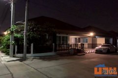 ขายบ้านเดี่ยว หมู่บ้านเดอะการ์เด้น วิลล่า 6 ถนนสุรนารายณ์ เนื้อที่ 58 ตร.ว. 3 นอน 2 น้ำ