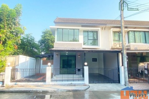 ทาวน์โฮม 2ชั้น หลังมุม เดอะวิลล่า รามคำแหง-สุวรรณภูมิ ถ.รามคำแหง 174