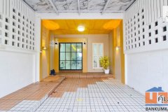 ขาย ทาวน์เฮ้าส์ 2ชั้น รีโนเวทใหม่ ย่านหทัยราษฎร์ มบ.แคทลียา ถ.หทัยราษฎร์37 เดินทางง่าย เชื่อมต่อได้หลายเส้นทาง