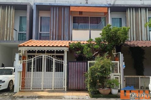 ขายด่วน ทาวเฮ้าส์ราคาถูกมาก ทำเลดีเยี่ยม หมู่บ้านพฤกษาพรีเว่ เลียบด่วน-เกษตรนวมินทร์