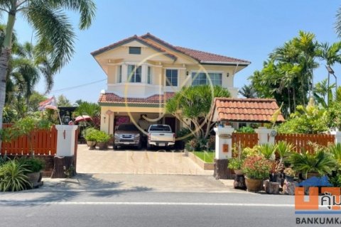 B69-293 ขายด่วน บ้านเดี่ยว2ชั้น สร้างเอง สภาพสวยมากตกแต่งทั้งหลัง ซ.ลำเนาพัฒนา ต. คลองใหม่ อ.สามพราน จ.นครปฐม