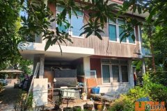 ขายที่ดินขาย 150000 บาทต่อตารางวา ถนนอุดมสุข 26 เขตประเวศ ขนาด 1-2-82 ไร่