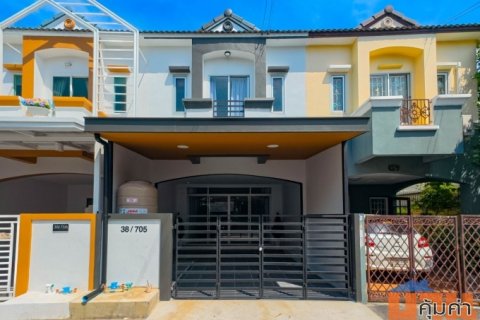 ขายทาวน์เฮ้าส์ 2 ชั้น หมู่บ้านเคซี รามอินทรา 7 ถนนไทยรามัญ 18 ตรว. 3 ห้องนอน 2 ห้องน้ำ ใกล้ทางด่วนจตุโชติ