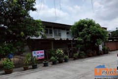 ขายบ้านเดี่ยว ซอยศรีบูรพา 9 ถนนนวมินทร์ บางกะปิ กรุงเทพมหานคร เนื้อที่ 50 ตร.ว. 2 ชั้น 2 นอน 1 น้ำ