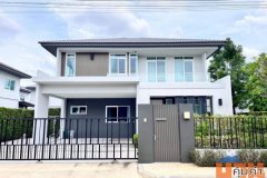 ขายบ้านเดี่ยว 2 ชั้น หมู่บ้านมัณฑนา สันทราย ถนนเชียงใหม่ - ดอยสะเก็ด ใกล้ Meta mall Central festival