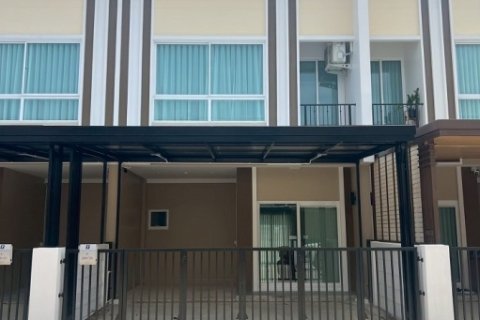 ให้เช่าทาว์นโฮมตกแต่งพร้อมอยู่ หมู่บ้านเอซเซน ปิ่นเกล้า-ศาลายา (EZZEN)หิ้วกระเป๋าเข้าอยู่ได้เลย