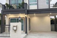 บ้านแฝด 2 ชั้น ภัสสร ไพรด์ ศรีนครินทร์–หนามแดง รีโนเวทใหม่ทั้งหลัง