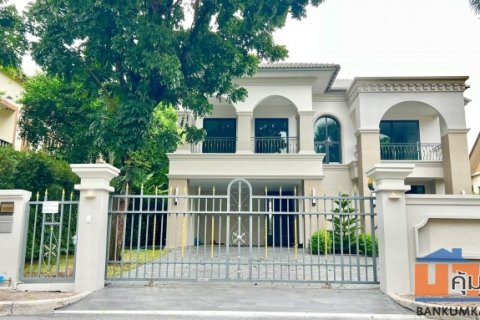 ขายบ้านเดี่ยว พฤกษ์ภิรมย์ รีเจ้นท์ เกษตร-นวมินทร์186.8 ตร.ว. บ้านเลขที่ 88  รีโนเวททั้งหลัง ระดับ Luxury จาก Q Houses