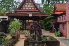 ขายที่ดินสายไหม พร้อมบ้านเรือนไทยและสระน้ำ ที่ดินผืนสวย บรรยากาศร่มรื่น