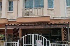 ขายทาวน์โฮม 2 ชั้นครึ่ง หมู่บ้านปริญลักษณ์ ไลท์ สามัคคี   ถนนงามวงศ์วาน -ประชาชื่น