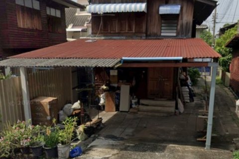 ขายถูกที่ดินพร้อมบ้าน 2ชั้น 36 ตร.ว ถนนจรัญสนิทวงศ์79 เข้าจากถนนใหญ่นิดเดียว ใก้ลสถานีรถไฟฟ้าบางพลัด