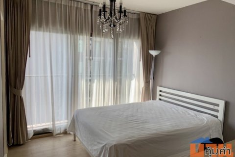 Noble Remix Thonglor | Sophisticated 2 Bedroom Condo Connected to BTS Thonglor