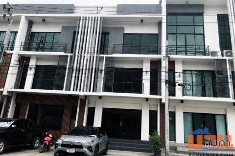 ขายโฮมออฟฟิศ หมู่บ้านซิลค์ทาวน์ สายไหม เนื้อที่ 24 ตร.ว. 3.5 ชั้น 3 นอน 3 น้ำ ทำเลดี