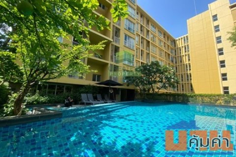 รีวิว HIVE Sukhumvit 65 คอนโดไฮฟ์ สุขุมวิท 65 คอนโดพร้อมอยู่ ใกล้ BTS เอกมัย เดินเพียงประมาณ 360 เมตร