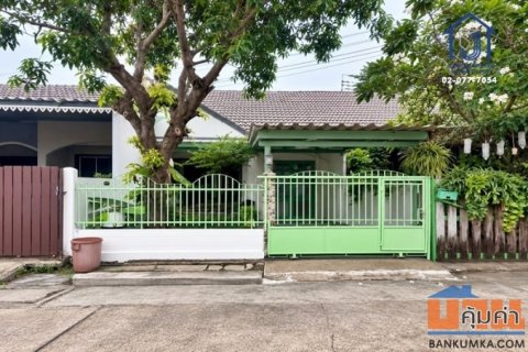 ขายทาวน์เฮาส์ ชั้นเดียว 30 ตร.วา  หมู่บ้านทอรุ้ง ซอยนวมินทร์ 111 แยก 3-1 ใกล้เลียบด่วนเอกมัย-รามอินทรา