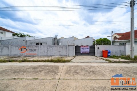 ขาย ที่ดิน 206 ตร.ว เมืองทองธานี โครงการ 2 พร้อมโรงเพาะชำ Isowall สภาพดี ทำเลศักยภาพ